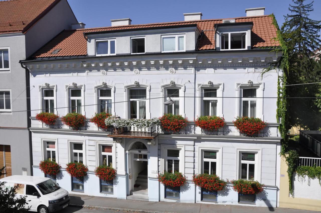 Apartament Business *